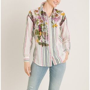 Chico’s Floral Embellished Shirt Size 1 (Standard Size 8)